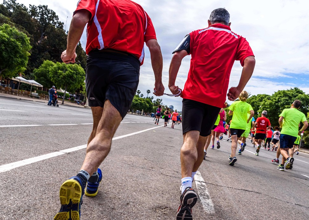 visually-impaired-runner-paid-depositphoto-tiny